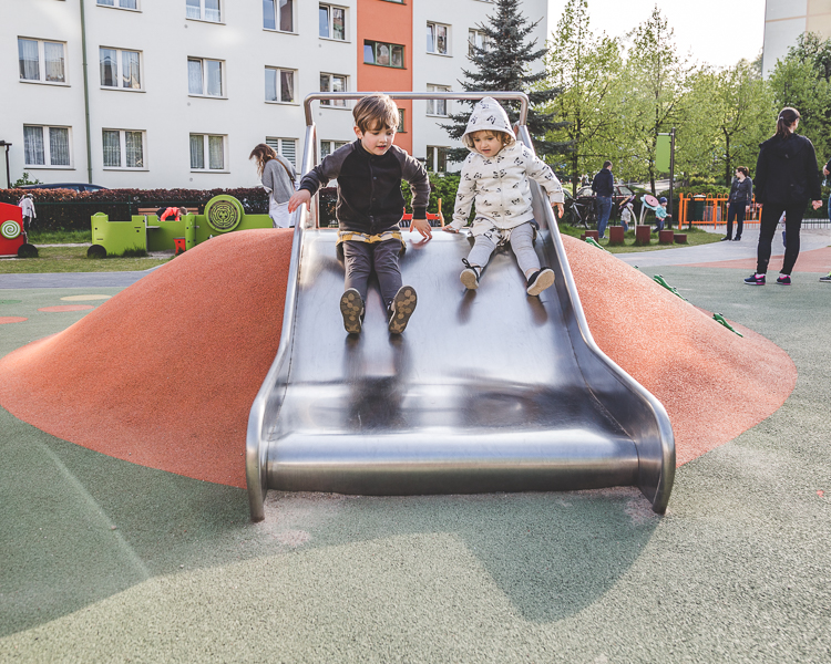 nowy duży plac zabaw przy ul. Śląskiej w Gdyni